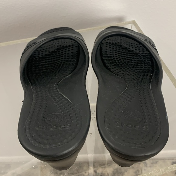 Crocs Kadee Wedge Sandal Size 8 Black - Picture 7 of 7